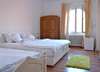 hotel_img